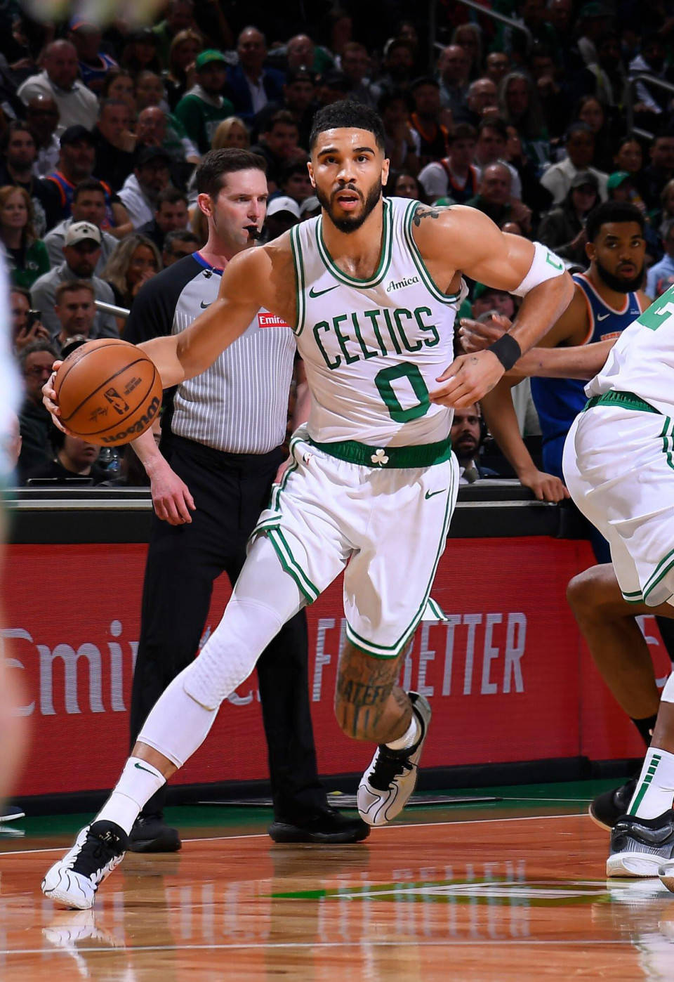 76人绝地反击塞尔维亚男篮，塔图姆绝境逆转