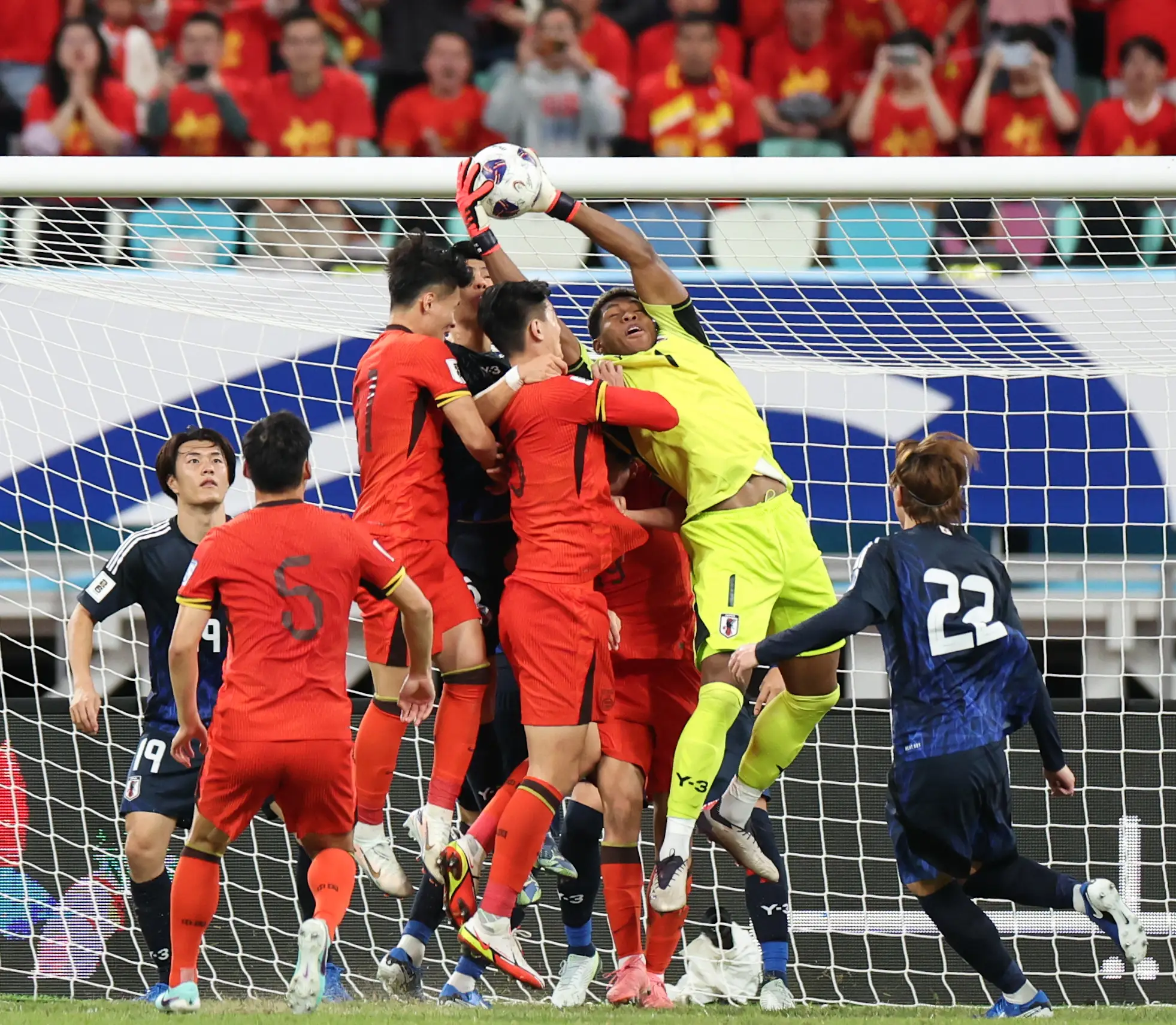 包含中国队鏖战法国队，林高远点燃赛场的词条