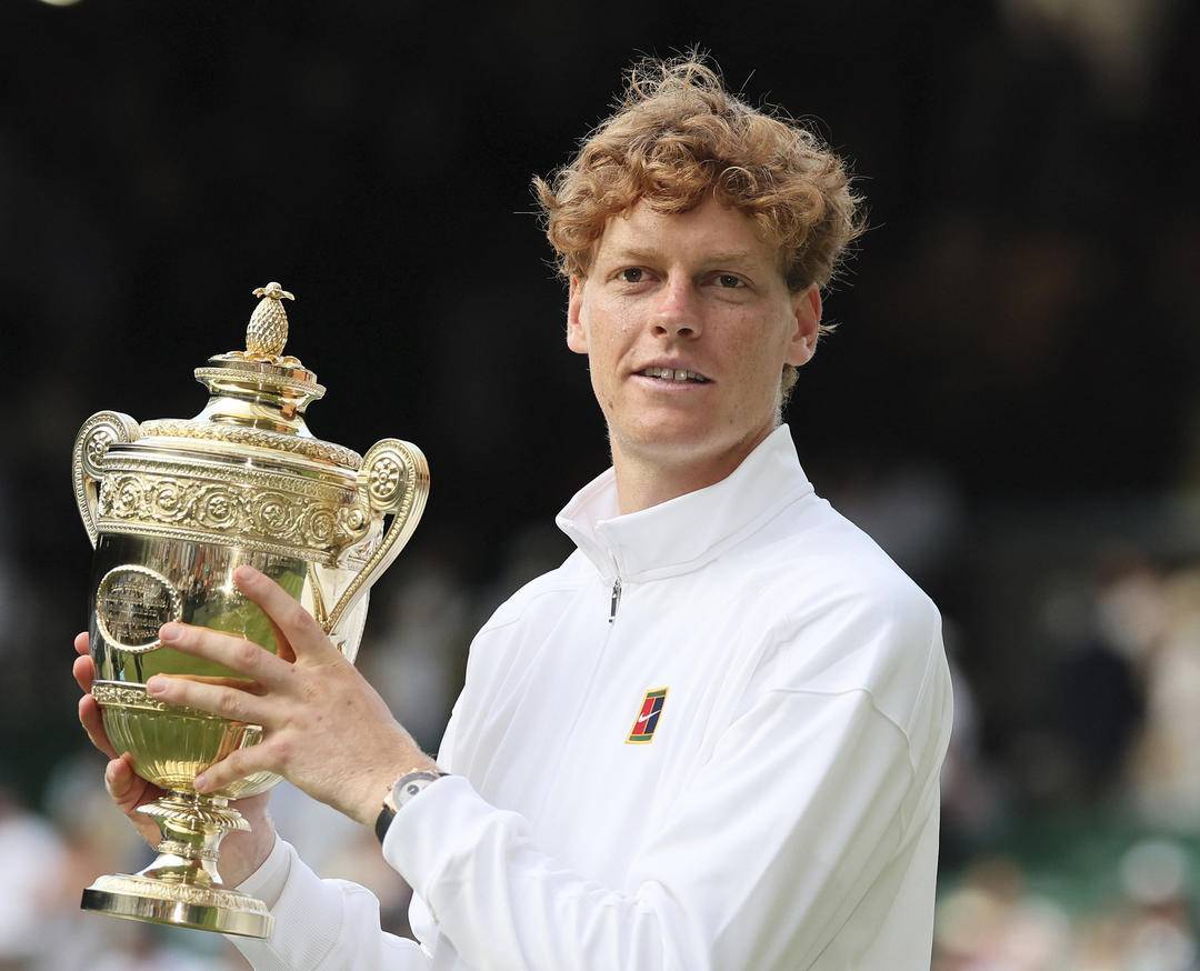 法网逆转戴维斯杯,辛纳惊艳四座 法网逆转戴维斯杯,辛纳惊艳四座