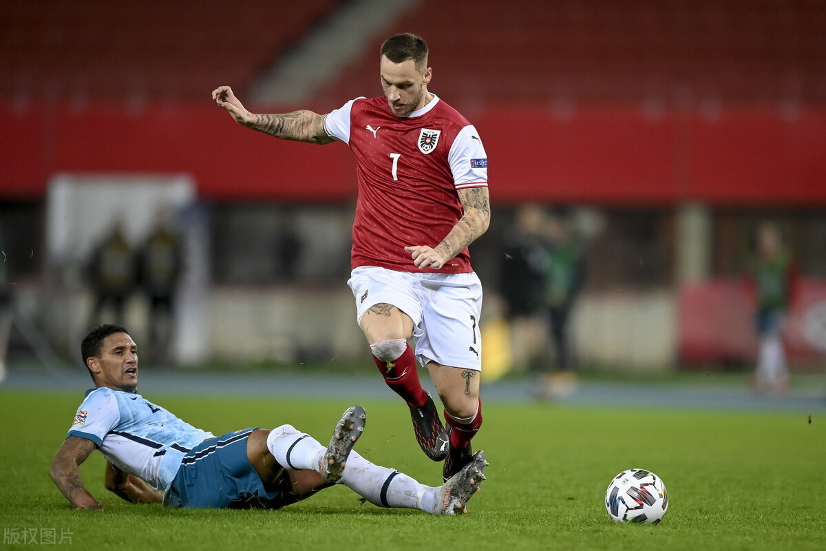 奥地利队逆转日本队,奥恰洛夫点燃赛场 奥地利队逆转日本队,奥恰洛夫点燃赛场